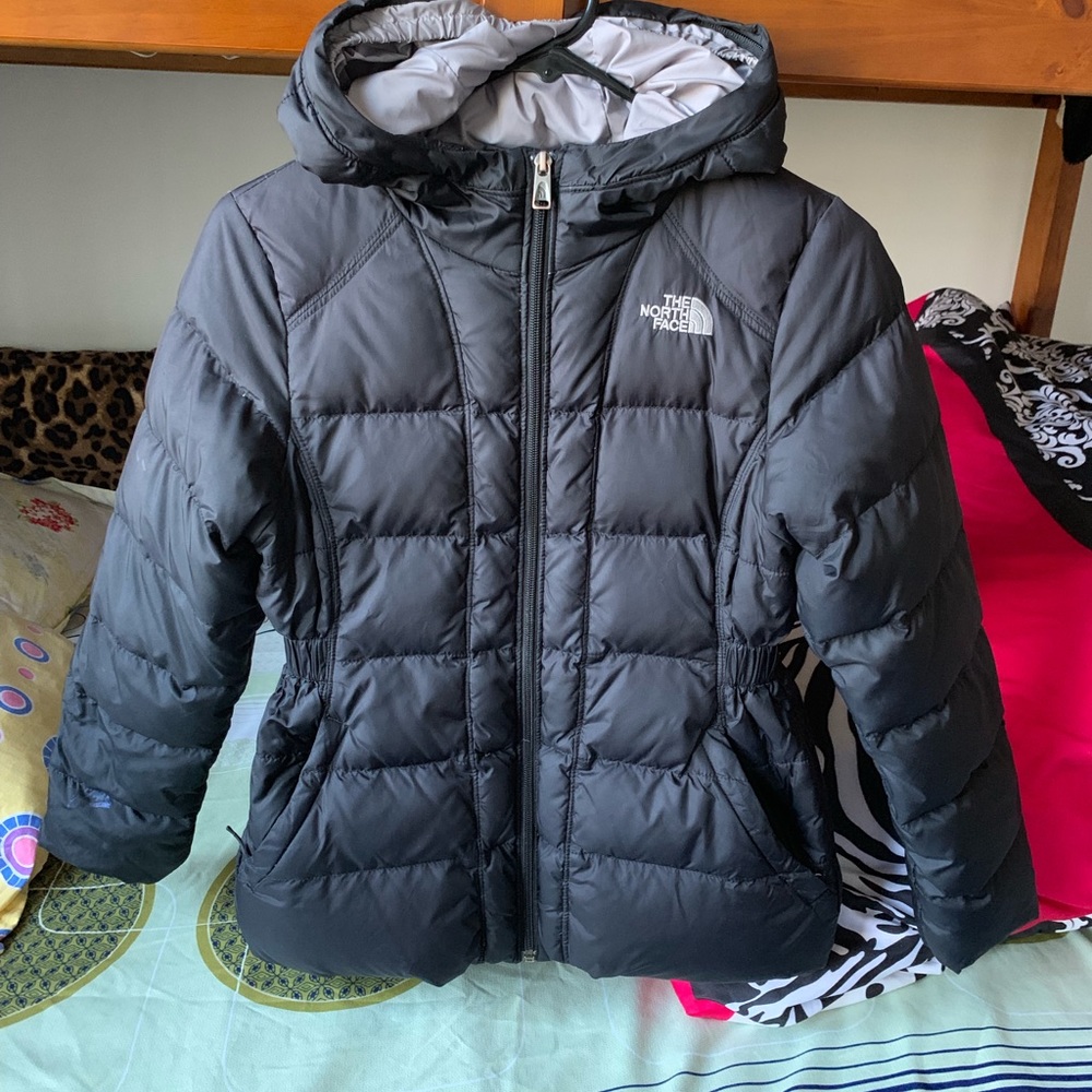 Gently used northface parka in black